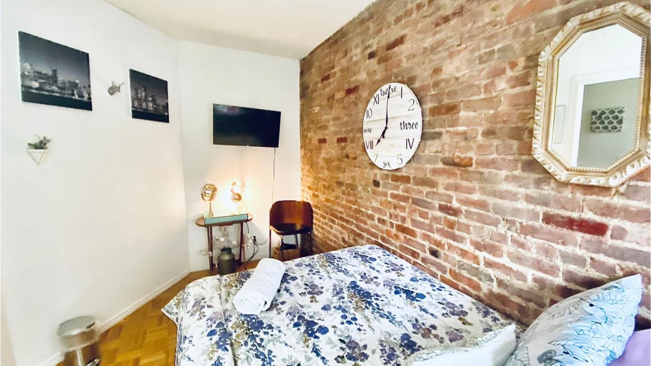 Times Square Manhattan - Private Room In 2 Bedroom Apartment New York Exterior photo